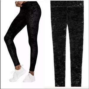 NWT PINK by Victoria Secret Yoga pants size XS/XP